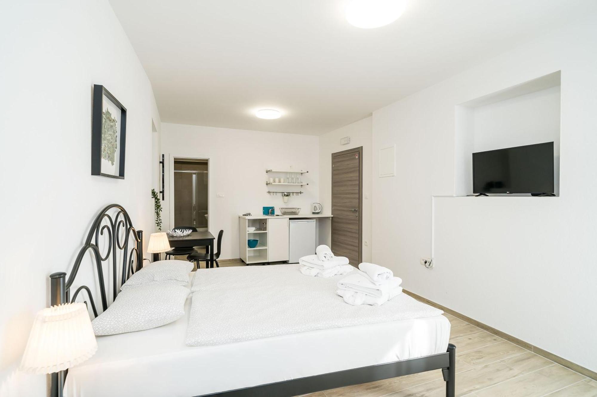 Residence & Pool Villa Schwarz Suites Cavtat Pokoj fotografie