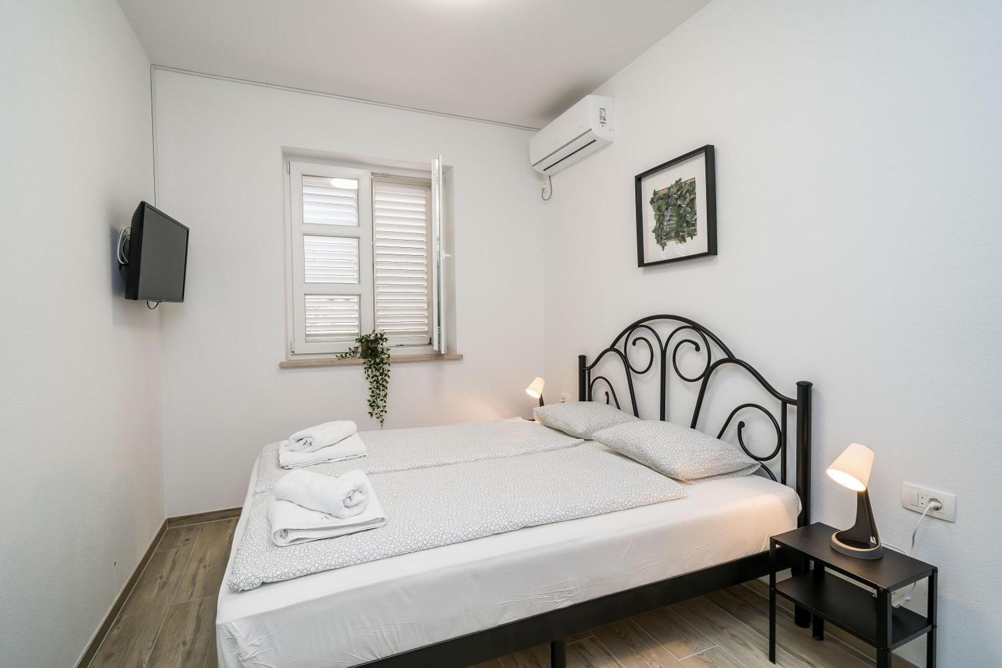 Residence & Pool Villa Schwarz Suites Cavtat Pokoj fotografie